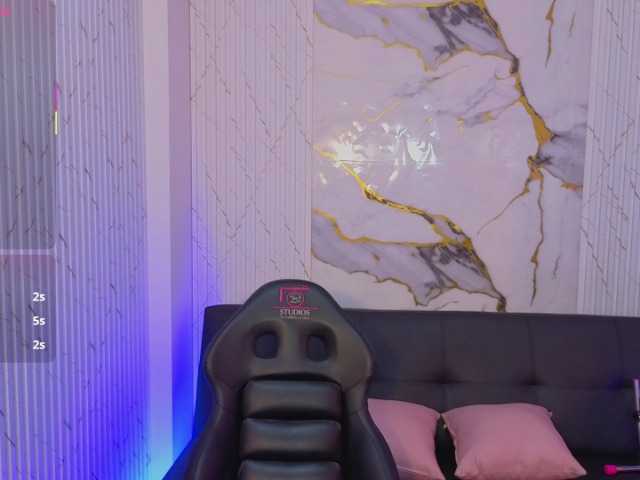 juanita-tay live cam on BongaCams