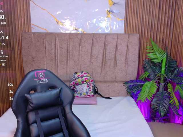 juanita-tay live cam on BongaCams