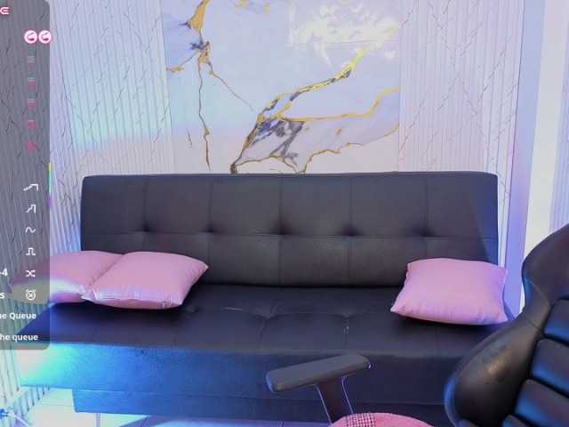juanita-tay live cam on BongaCams