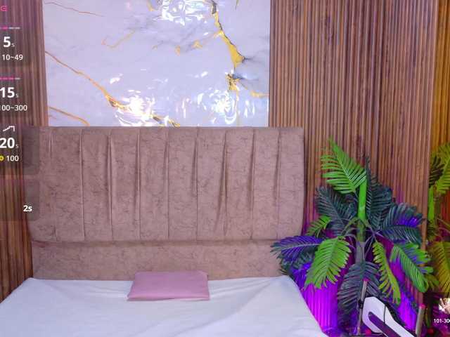 juanita-tay live cam on BongaCams