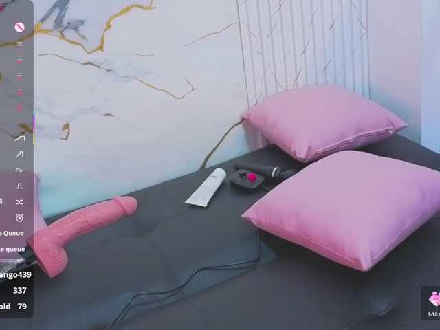 juanita-tay live cam on BongaCams