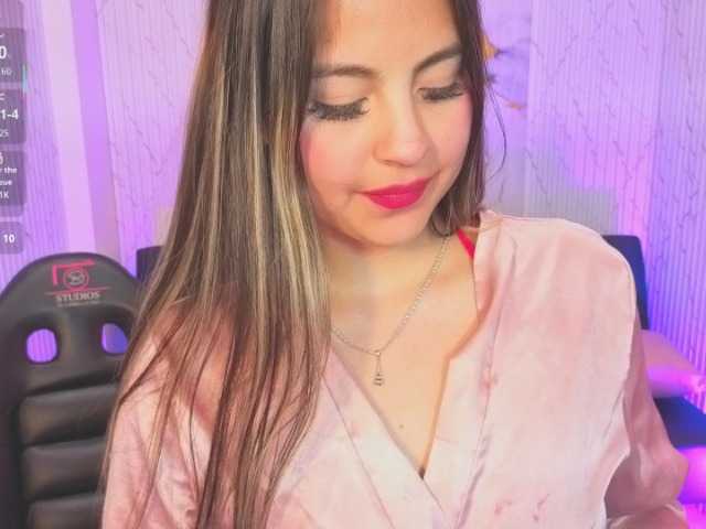 juanita-tay live cam on BongaCams