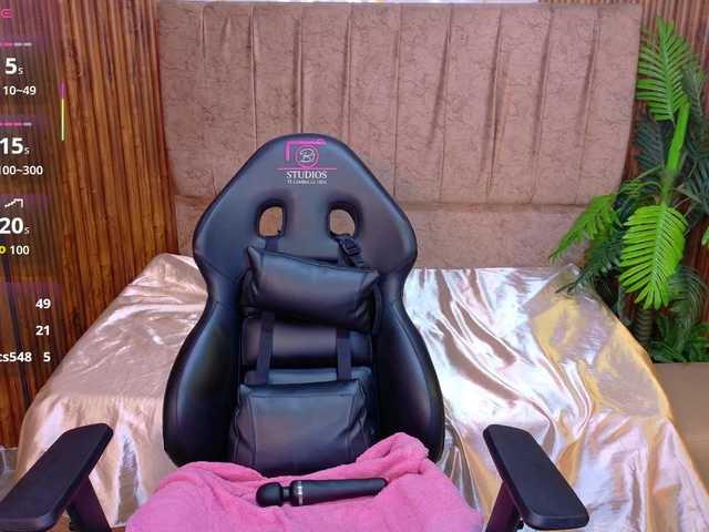 juanita-tay live cam on BongaCams
