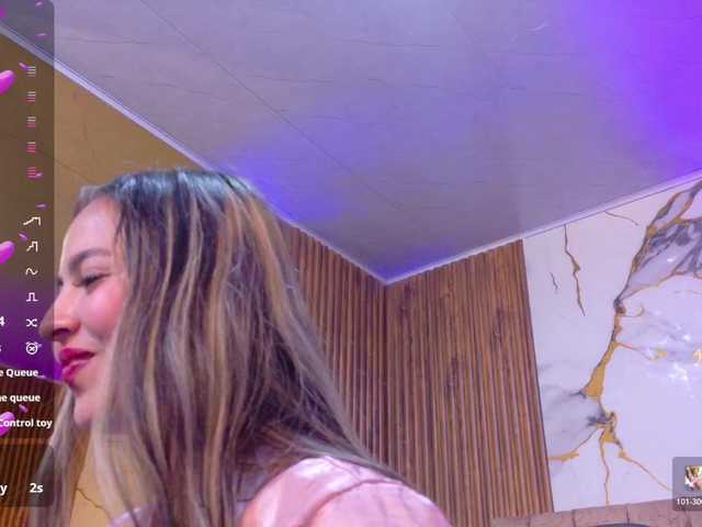 juanita-tay live cam on BongaCams