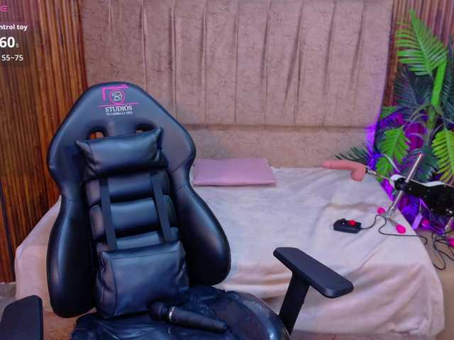 juanita-tay live cam on BongaCams