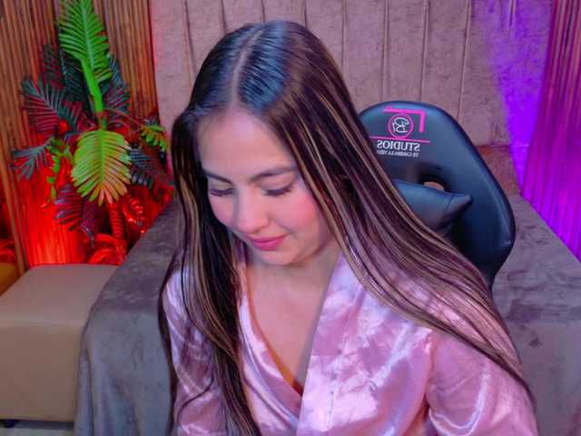 juanita-tay live cam on BongaCams