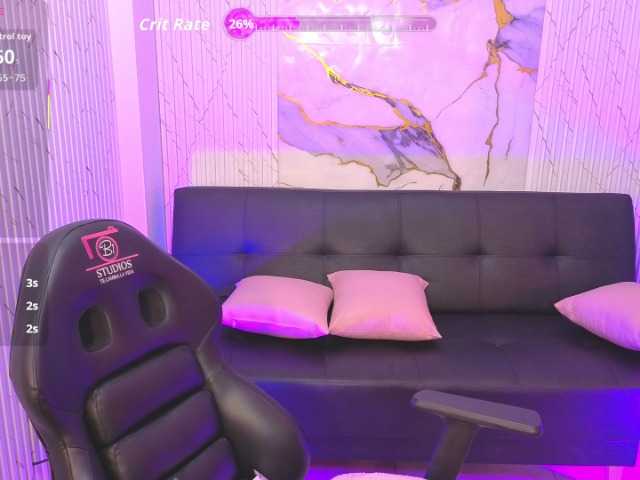 juanita-tay live cam on BongaCams