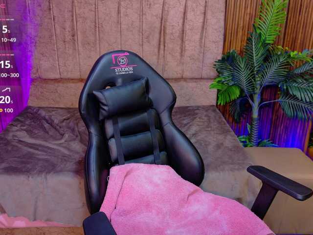 juanita-tay live cam on BongaCams