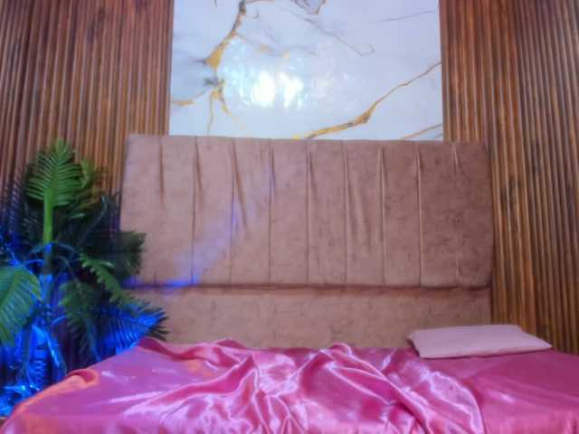 juanita-tay's BongaCams show and profile