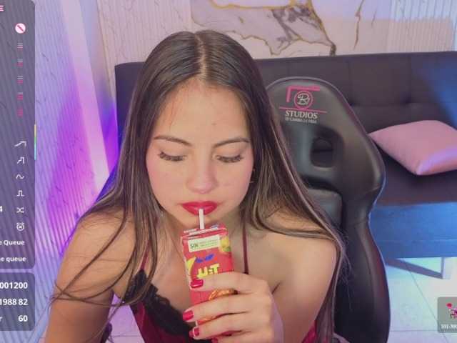 juanita-tay live cam on BongaCams