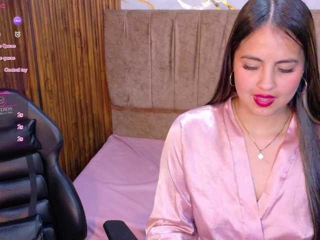juanita-tay live cam on BongaCams