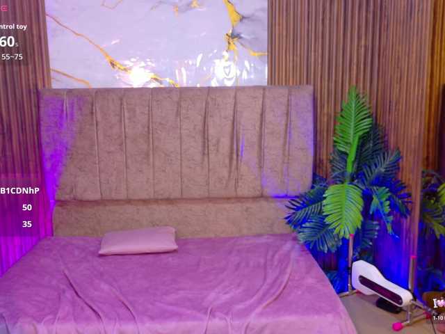 juanita-tay live cam on BongaCams