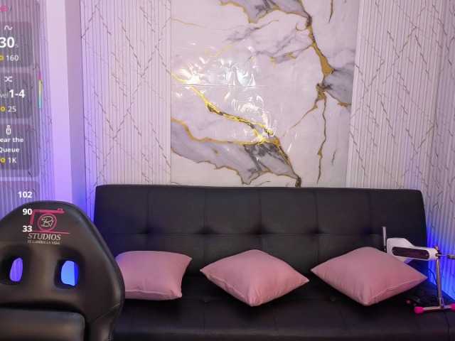 juanita-tay live cam on BongaCams