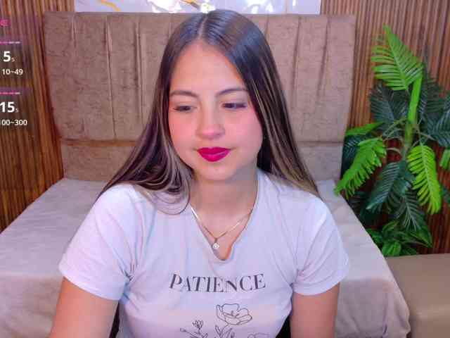 juanita-tay webcam