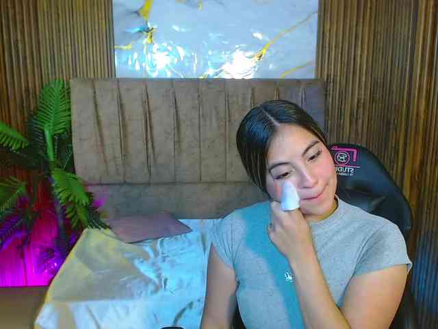 juanita-tay webcam