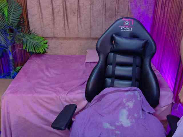 juanita-tay webcam