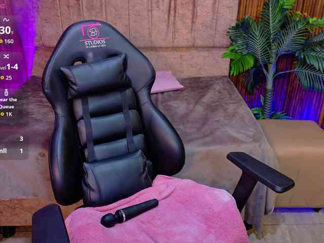 juanita-tay webcam