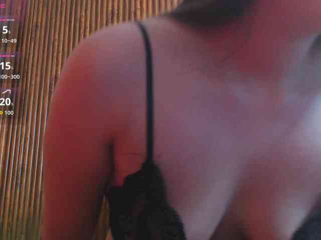 juanita-tay webcam