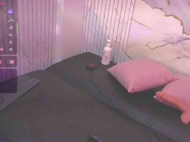juanita-tay webcam