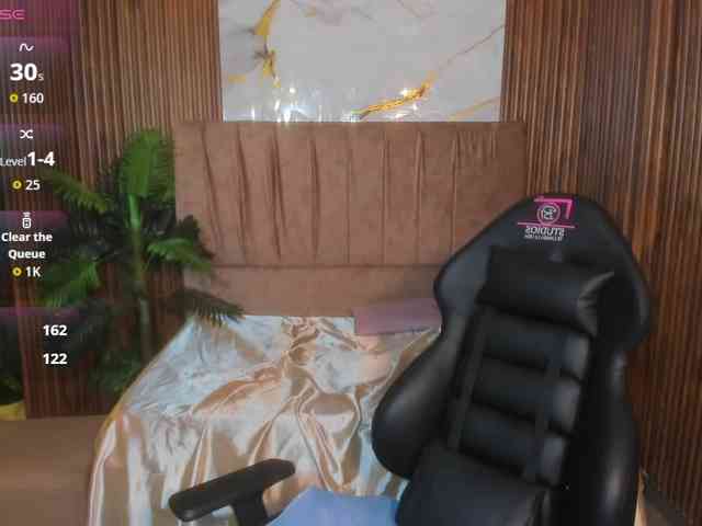 juanita-tay webcam
