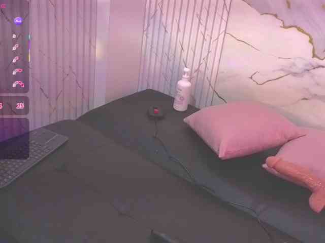 juanita-tay webcam