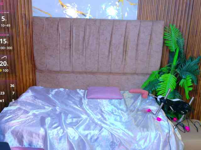 juanita-tay webcam