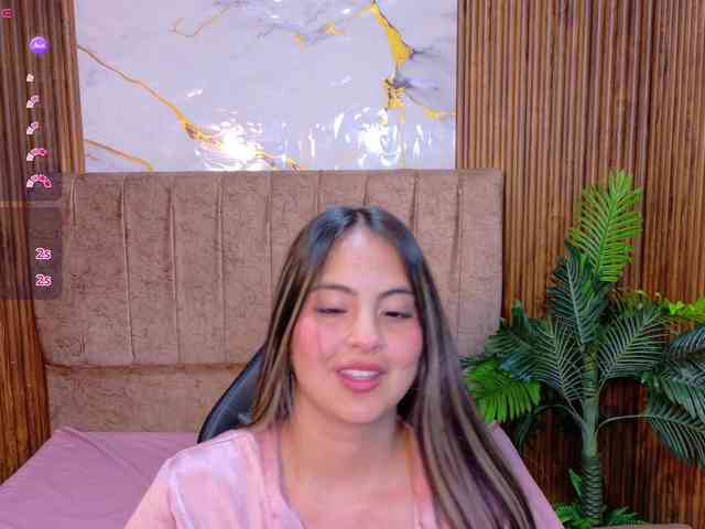 juanita-tay webcam