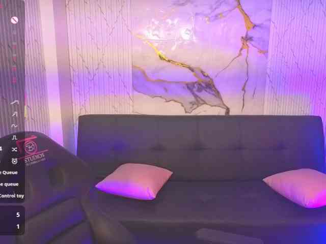 juanita-tay webcam