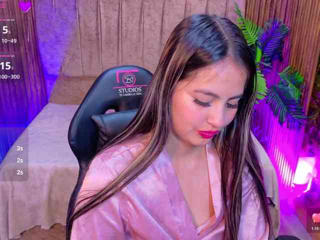 juanita-tay webcam
