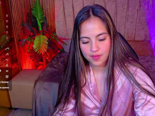 juanita-tay webcam