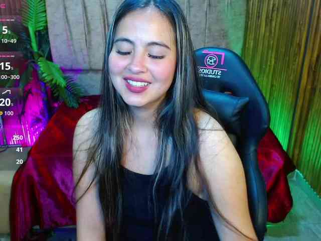 juanita-tay webcam