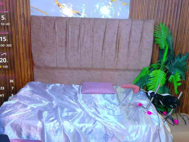juanita-tay webcam