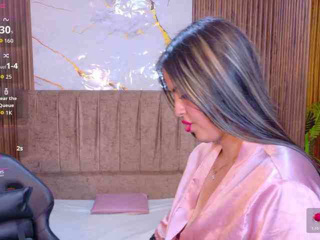 juanita-tay webcam