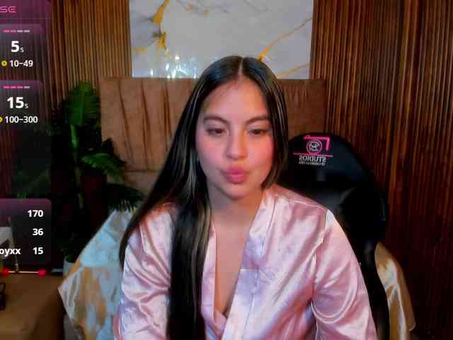 juanita-tay webcam