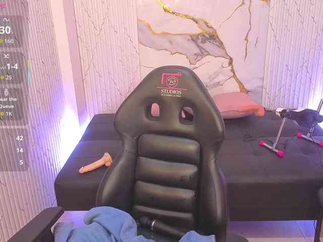 juanita-tay webcam
