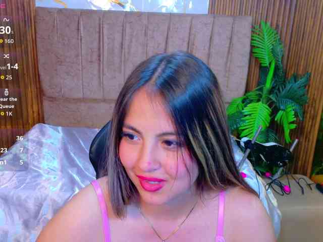 juanita-tay webcam