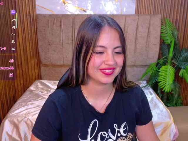 juanita-tay webcam