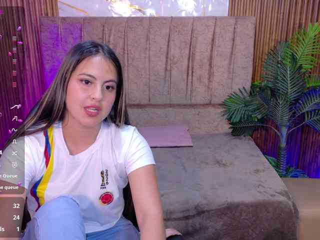 juanita-tay webcam