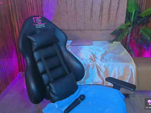 juanita-tay webcam