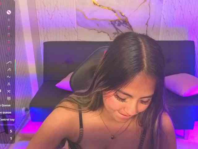 juanita-tay webcam
