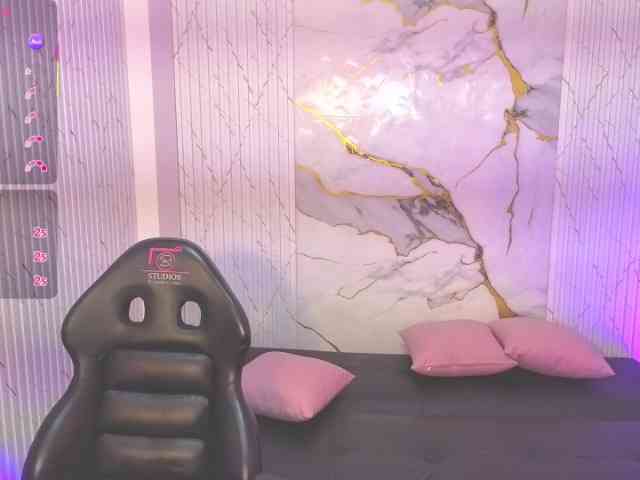 juanita-tay webcam