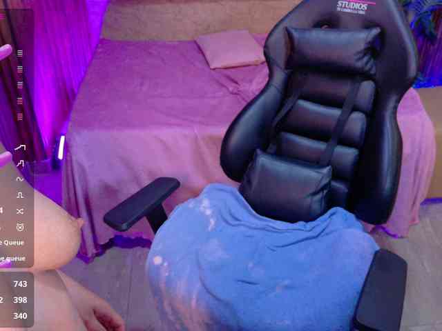 juanita-tay webcam