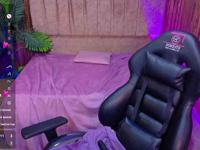 juanita-tay webcam