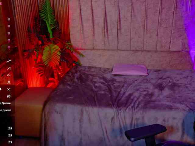 juanita-tay webcam