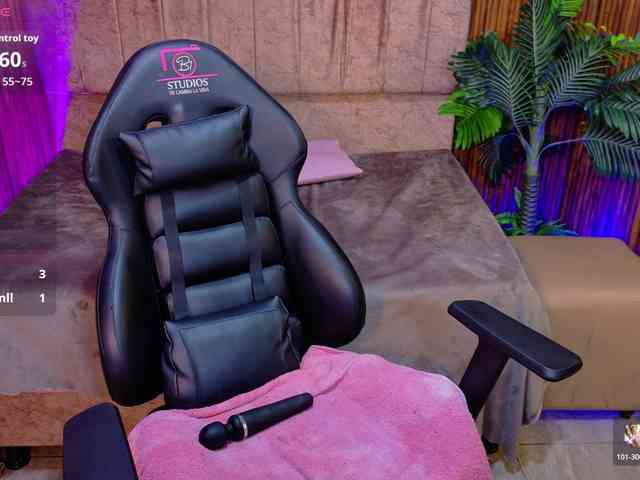 juanita-tay webcam
