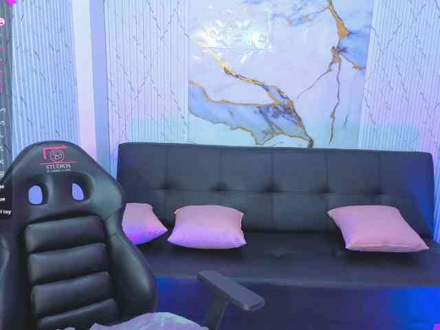 juanita-tay webcam
