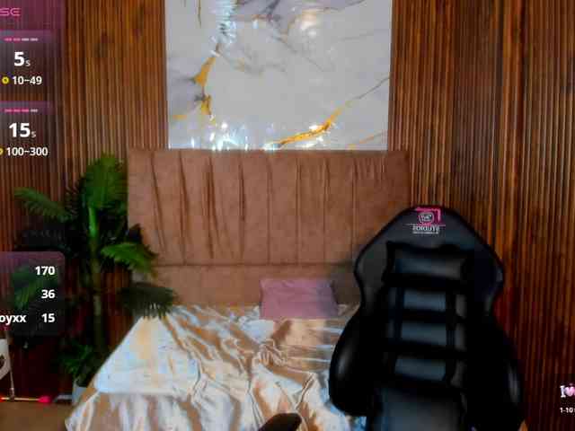 juanita-tay webcam
