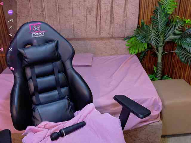 juanita-tay webcam