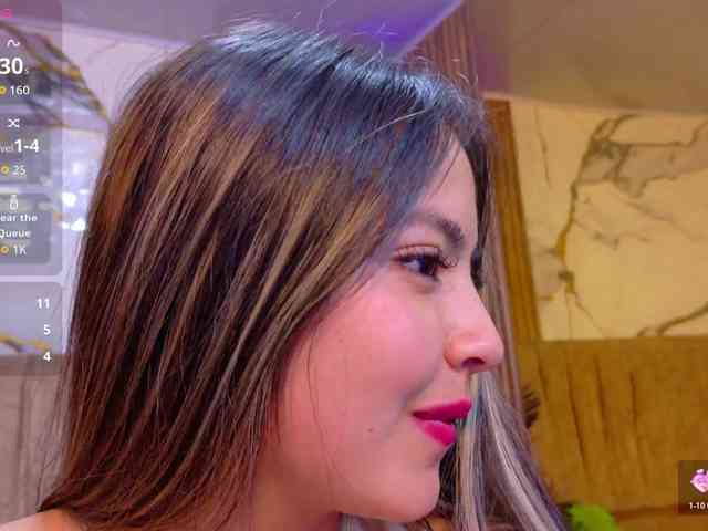 juanita-tay webcam