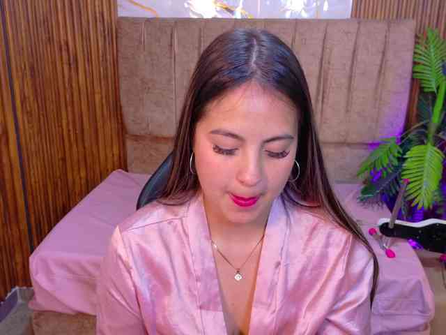 juanita-tay webcam